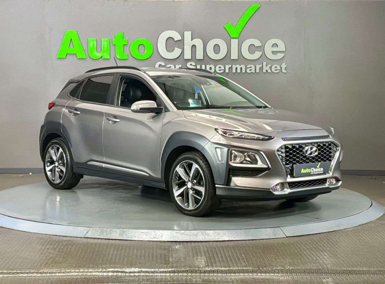 A 2017 HYUNDAI KONA 1.0 T-GDi Blue Drive Premium SE SUV 5dr Petrol Manual Euro 6 (s/s) (120 ps) A 2017 HYUNDAI KONA 1.0 T-GDi Blue Drive Premium SE SUV 5dr Petrol Manual Euro 6 (s/s) (120 ps)