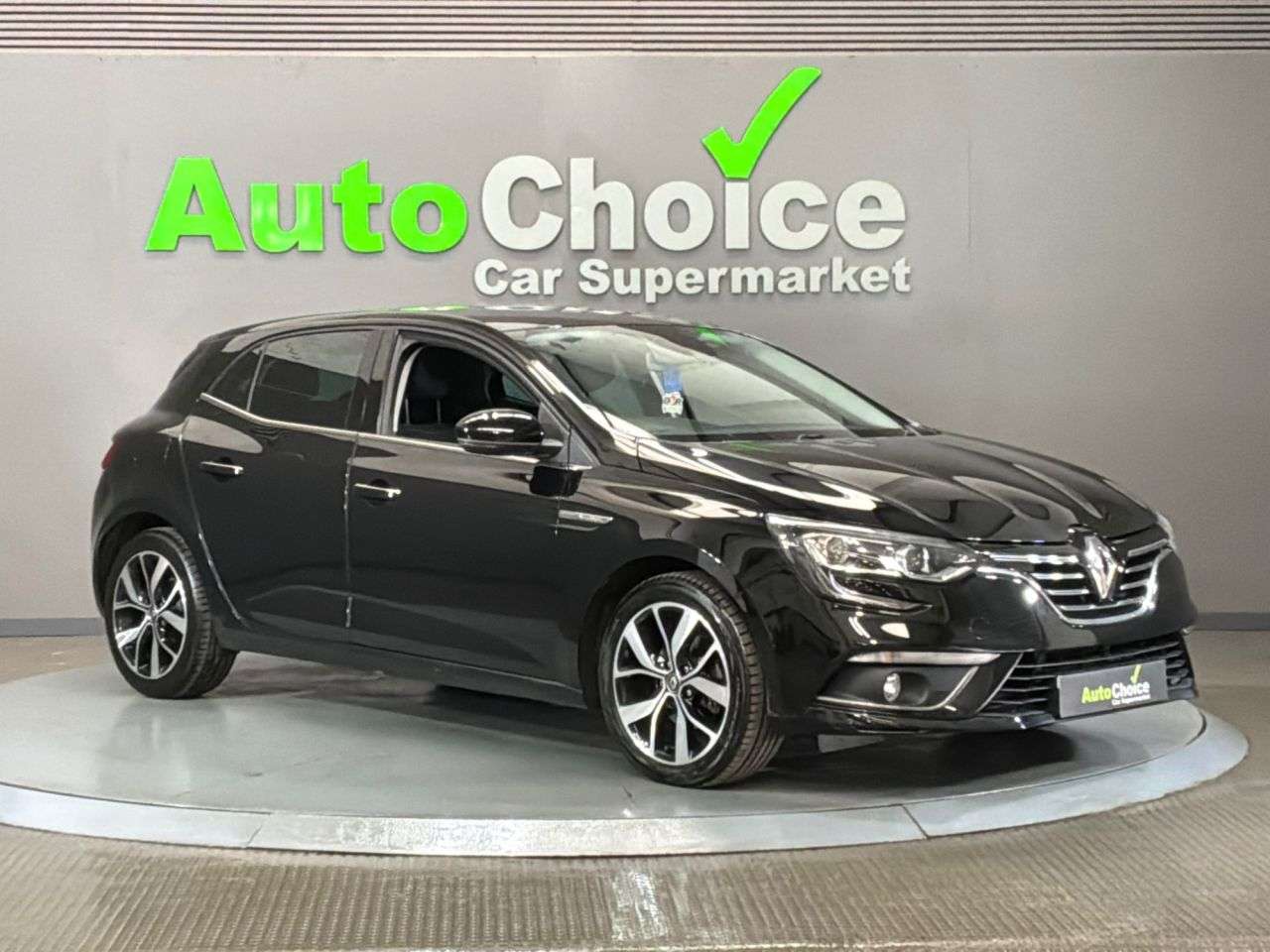 A 2019 RENAULT MEGANE 1.3 TCe Iconic Hatchback 5dr Petrol Manual Euro 6 (s/s) (140 ps) *Amazing F A 2019 RENAULT MEGANE 1.3 TCe Iconic Hatchback 5dr Petrol Manual Euro 6 (s/s) (140 ps) *Amazing F