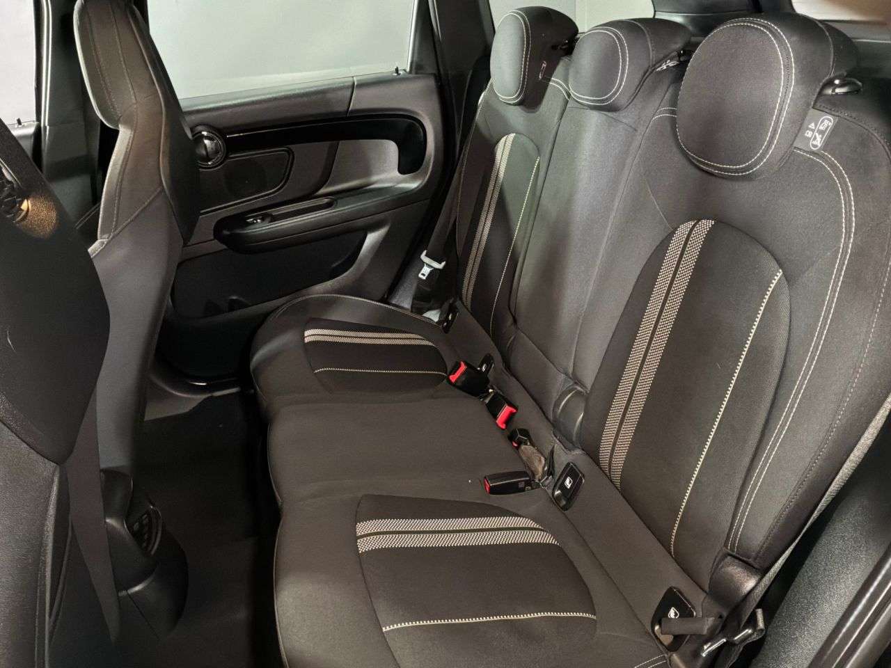 2019 MINI MINI COUNTRYMAN 2019 MINI MINI COUNTRYMAN