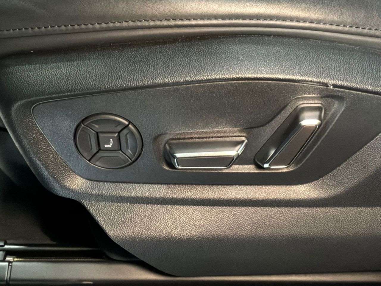 2020 AUDI RSQ8 2020 AUDI RSQ8