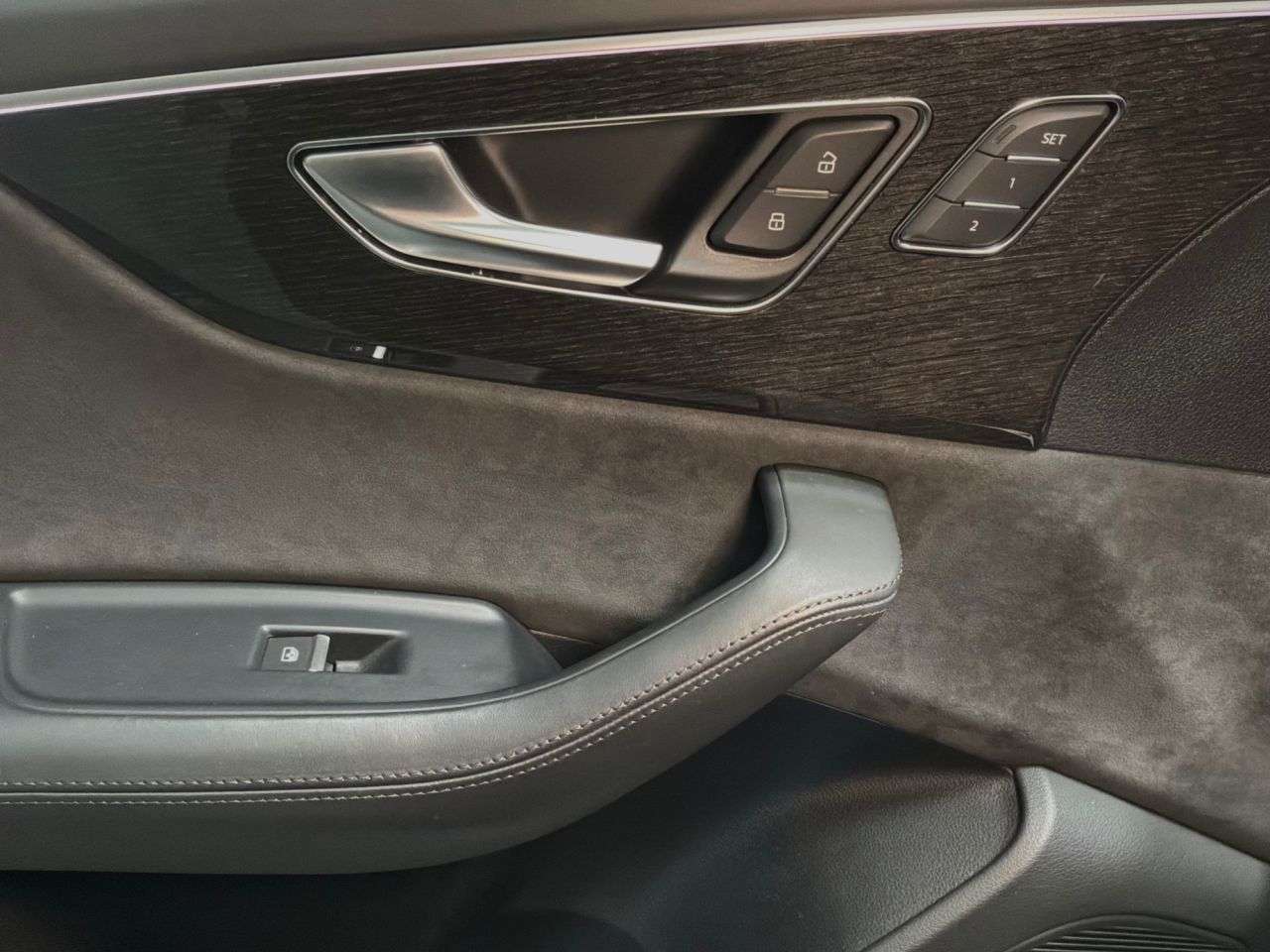 2020 AUDI RSQ8 2020 AUDI RSQ8