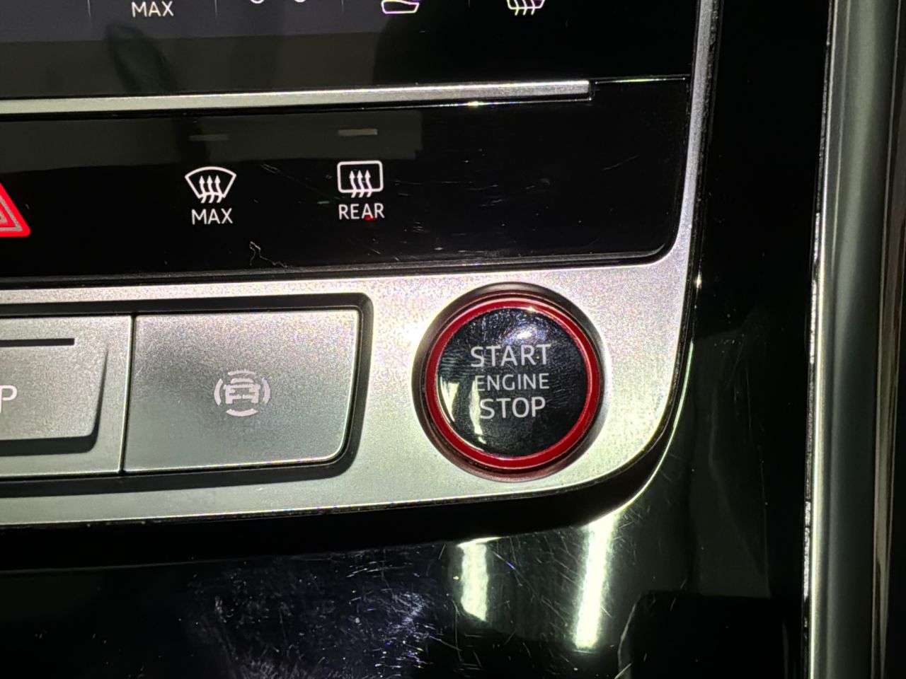 2020 AUDI RSQ8 2020 AUDI RSQ8