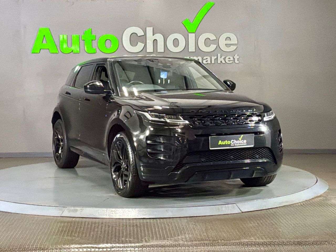 A 2020 LAND ROVER RANGE ROVER EVOQUE 2.0 D180 MHEV R-Dynamic HSE SUV 5dr Diesel Auto 4WD Euro 6 (s/s) (180 ps) * A 2020 LAND ROVER RANGE ROVER EVOQUE 2.0 D180 MHEV R-Dynamic HSE SUV 5dr Diesel Auto 4WD Euro 6 (s/s) (180 ps) *