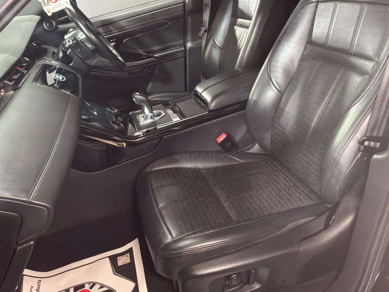 2020 LAND ROVER RANGE ROVER EVOQUE 2020 LAND ROVER RANGE ROVER EVOQUE