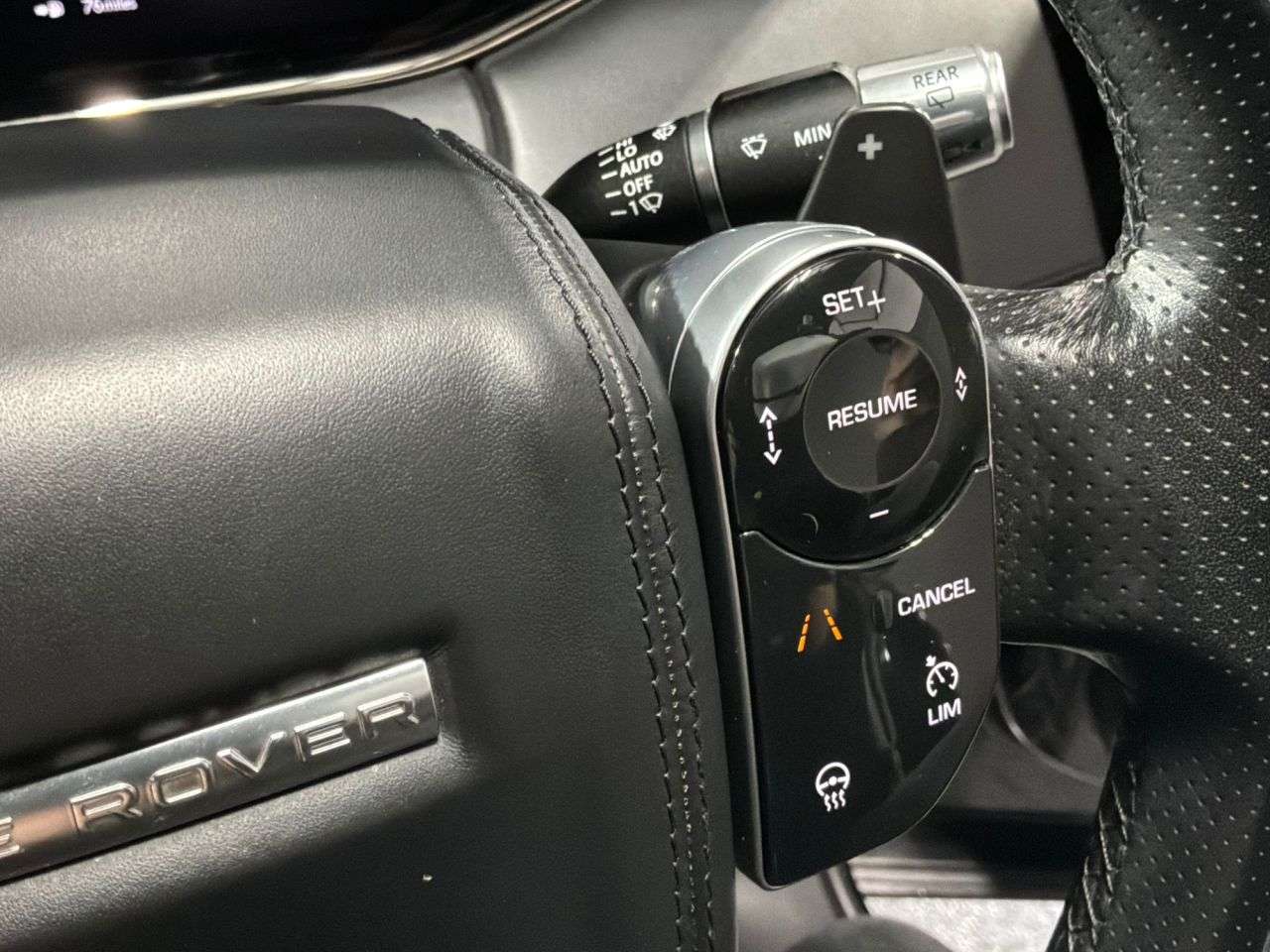 2020 LAND ROVER RANGE ROVER EVOQUE 2020 LAND ROVER RANGE ROVER EVOQUE