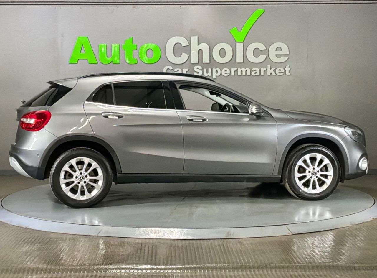 2018 MERCEDES-BENZ 180 2018 MERCEDES-BENZ 180