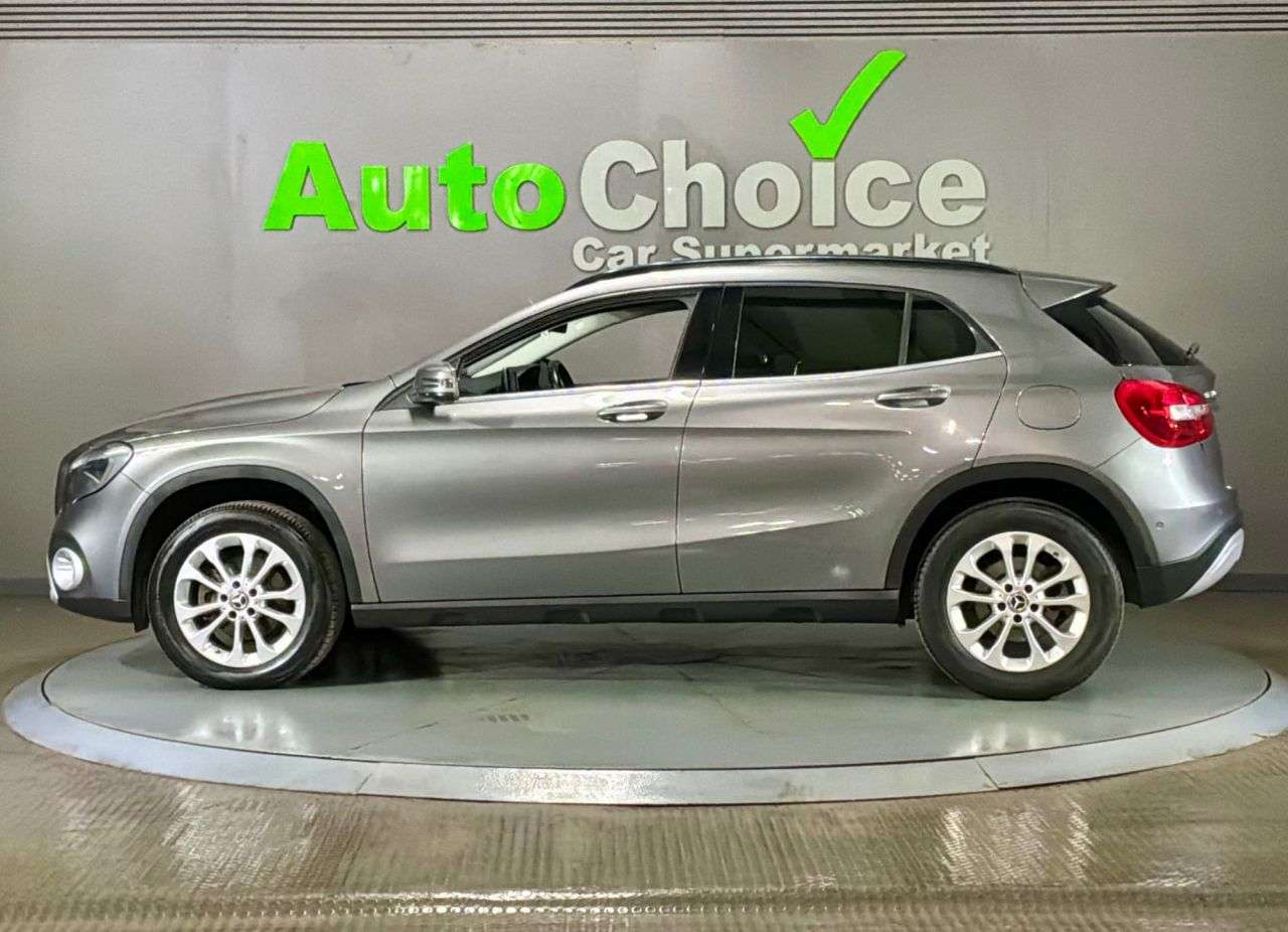 2018 MERCEDES-BENZ 180 2018 MERCEDES-BENZ 180