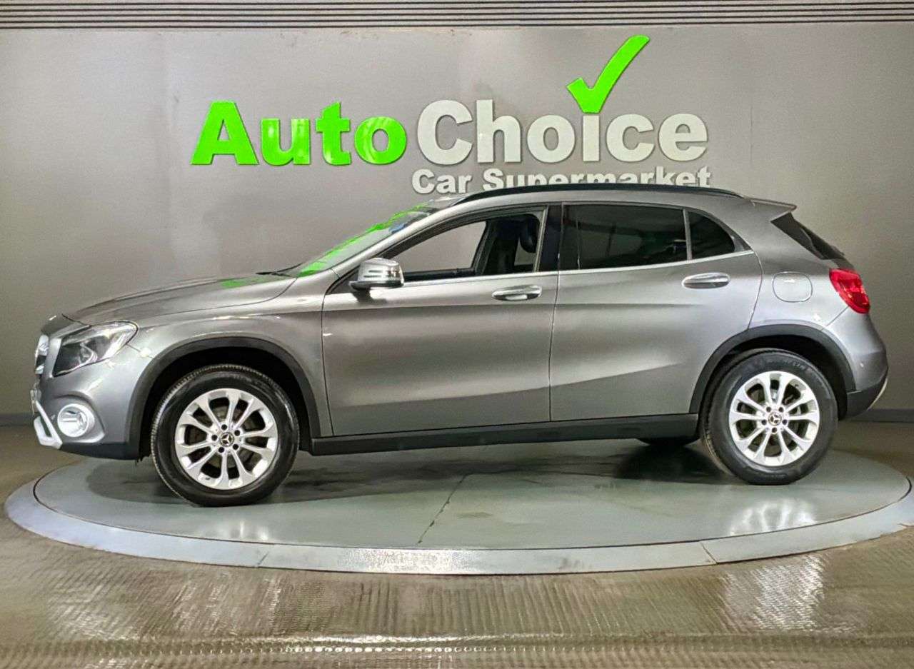 2018 MERCEDES-BENZ 180 2018 MERCEDES-BENZ 180