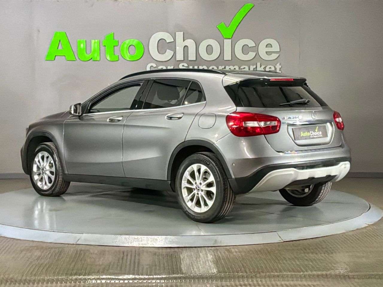 2018 MERCEDES-BENZ 180 2018 MERCEDES-BENZ 180