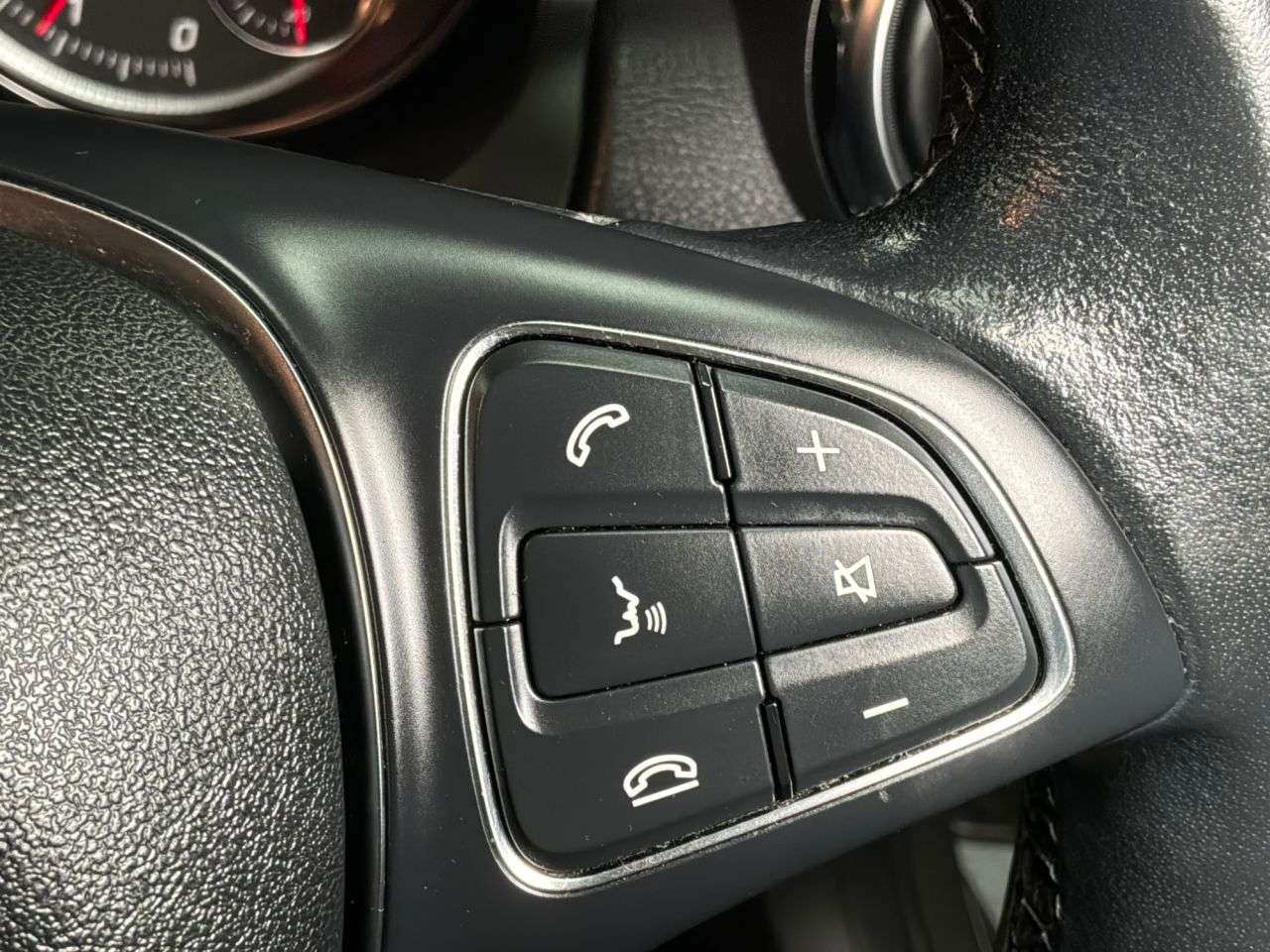 2018 MERCEDES-BENZ 180 2018 MERCEDES-BENZ 180