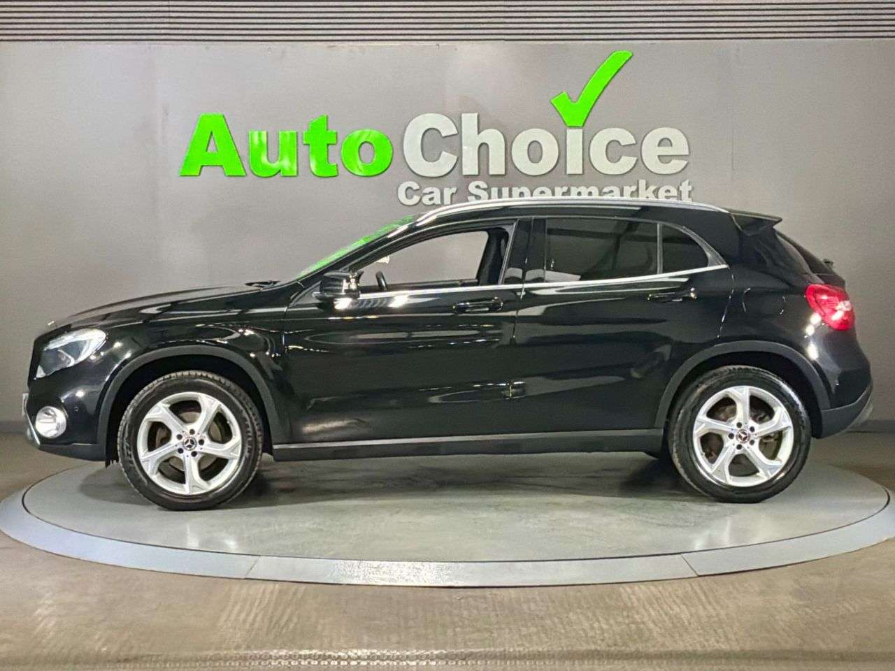 2018 MERCEDES-BENZ 180 2018 MERCEDES-BENZ 180