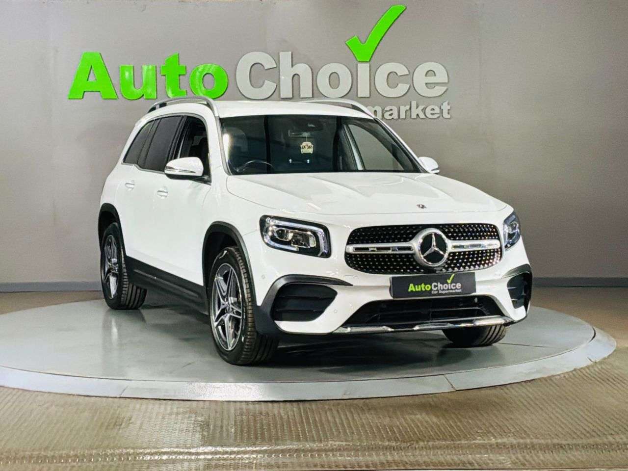 A 2022 MERCEDES-BENZ GLB 2.0 GLB220d AMG Line (Premium) SUV 5dr Diesel 8G-DCT 4MATIC Euro 6 (s/s) (1 A 2022 MERCEDES-BENZ GLB 2.0 GLB220d AMG Line (Premium) SUV 5dr Diesel 8G-DCT 4MATIC Euro 6 (s/s) (1