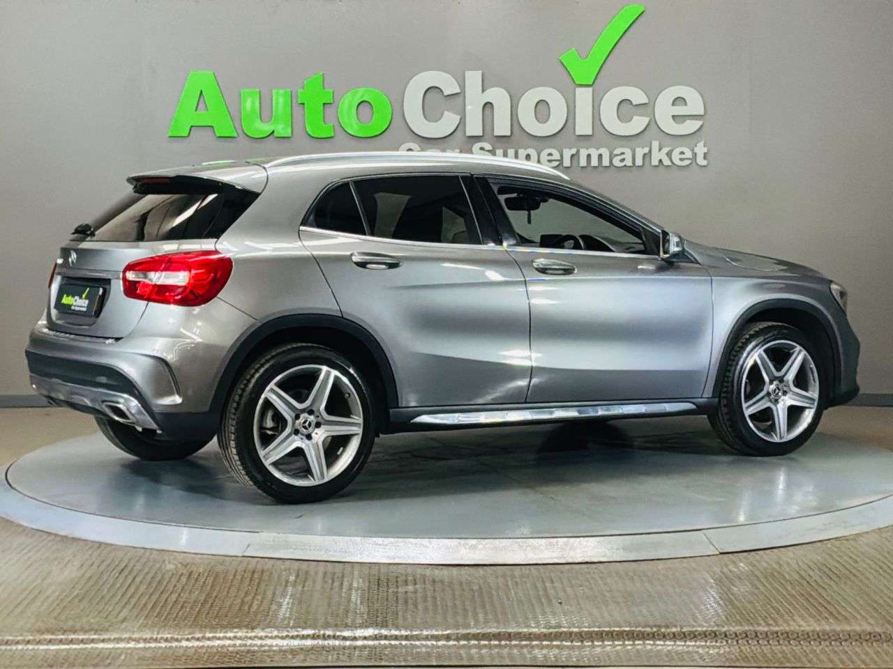 2018 MERCEDES-BENZ 180 2018 MERCEDES-BENZ 180