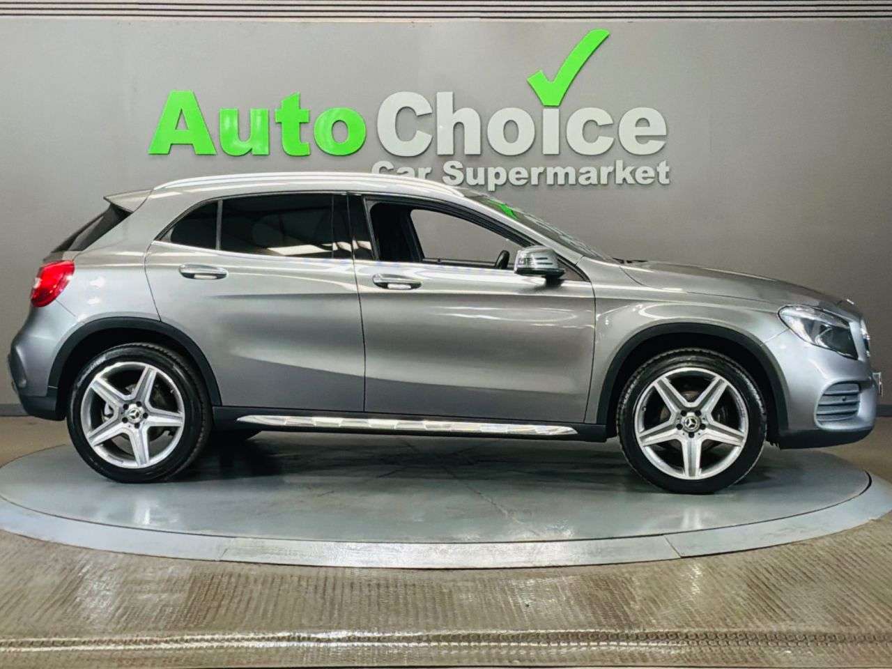 2018 MERCEDES-BENZ 180 2018 MERCEDES-BENZ 180