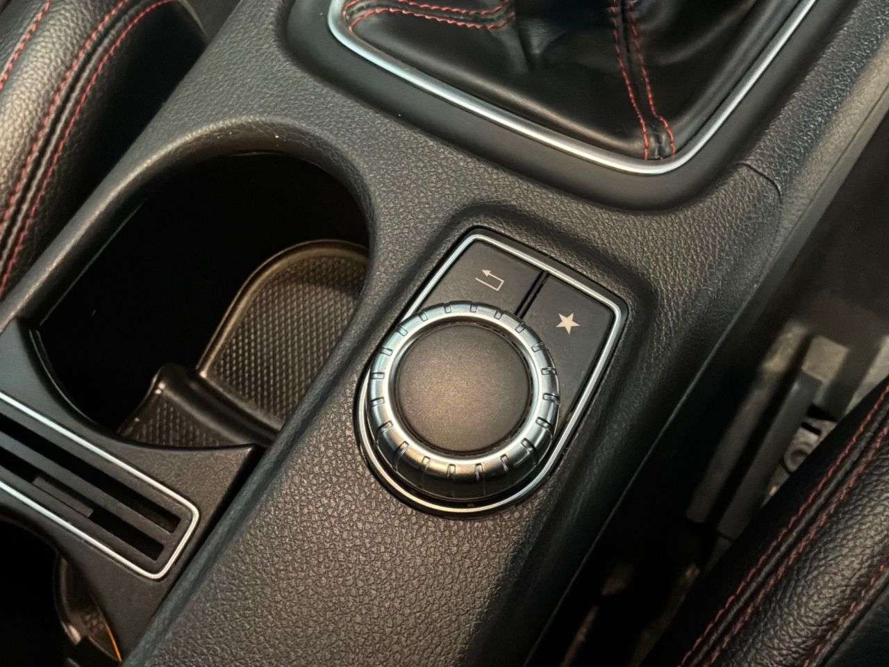 2018 MERCEDES-BENZ 180 2018 MERCEDES-BENZ 180