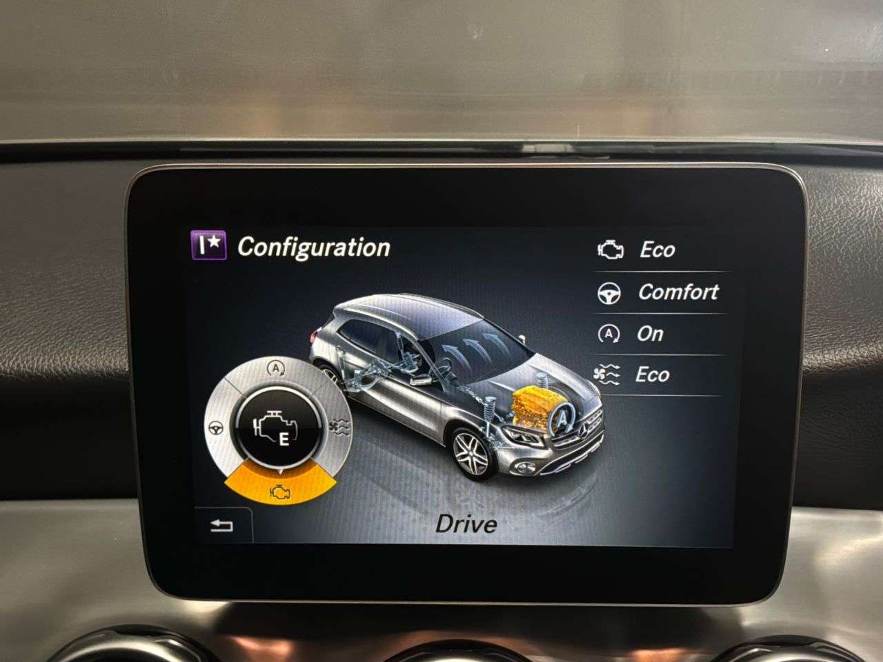 2018 MERCEDES-BENZ 180 2018 MERCEDES-BENZ 180