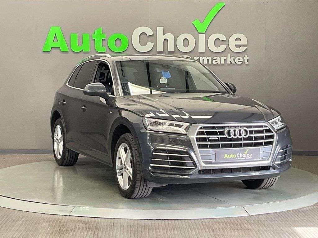 A 2020 AUDI Q5 2.0 TDI 40 S line SUV 5dr Diesel S Tronic quattro Euro 6 (s/s) (190 ps) *Am A 2020 AUDI Q5 2.0 TDI 40 S line SUV 5dr Diesel S Tronic quattro Euro 6 (s/s) (190 ps) *Am