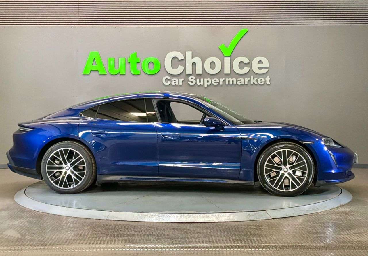 2022 PORSCHE TAYCAN 2022 PORSCHE TAYCAN