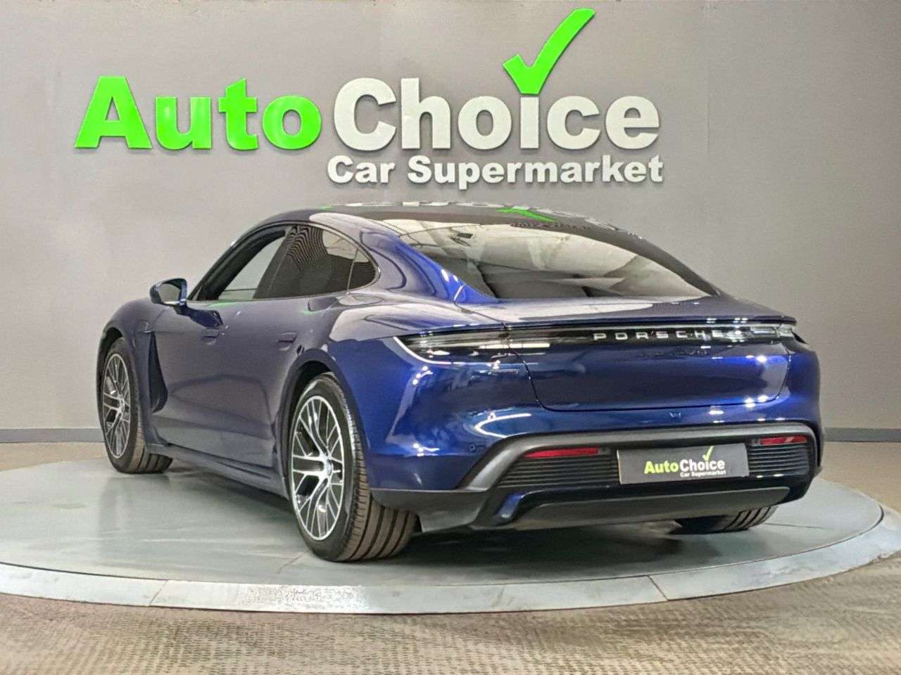 2022 PORSCHE TAYCAN 2022 PORSCHE TAYCAN