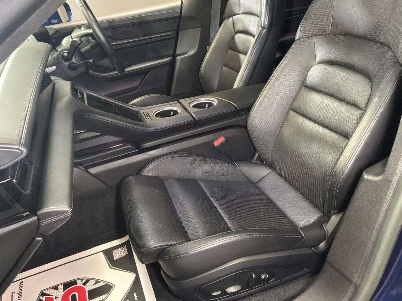 2022 PORSCHE TAYCAN 2022 PORSCHE TAYCAN