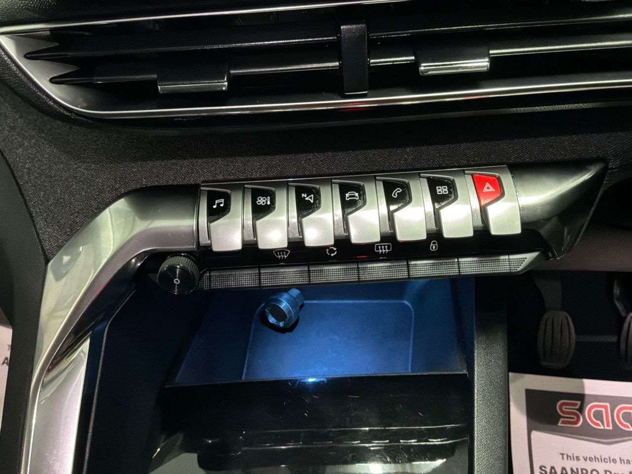 2021 PEUGEOT 5008 2021 PEUGEOT 5008