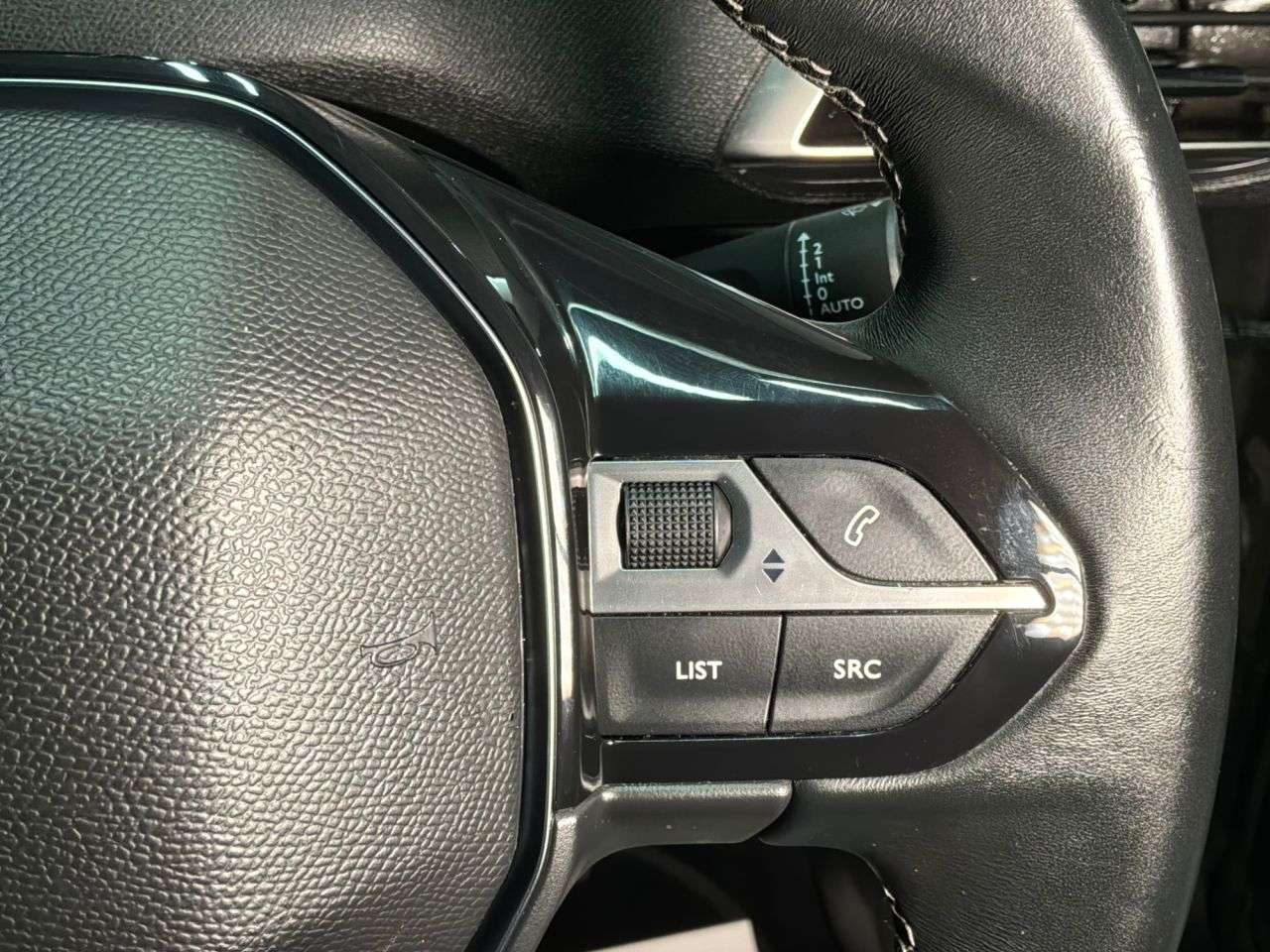 2021 PEUGEOT 5008 2021 PEUGEOT 5008