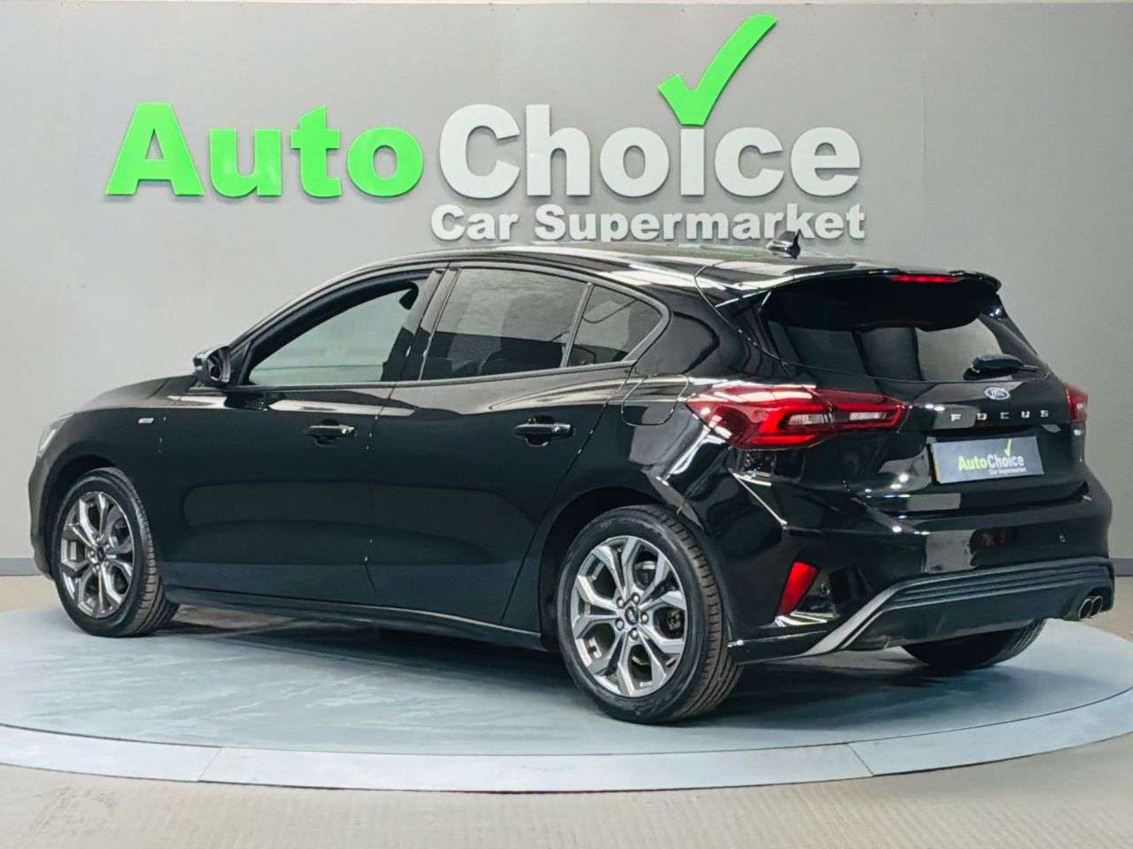 2022 FORD FOCUS 2022 FORD FOCUS