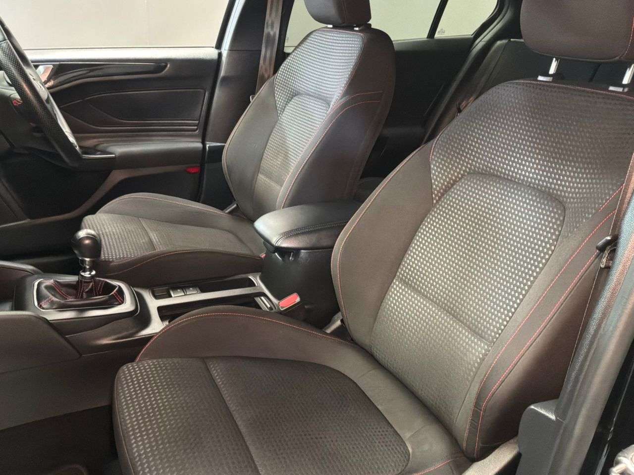 2022 FORD FOCUS 2022 FORD FOCUS