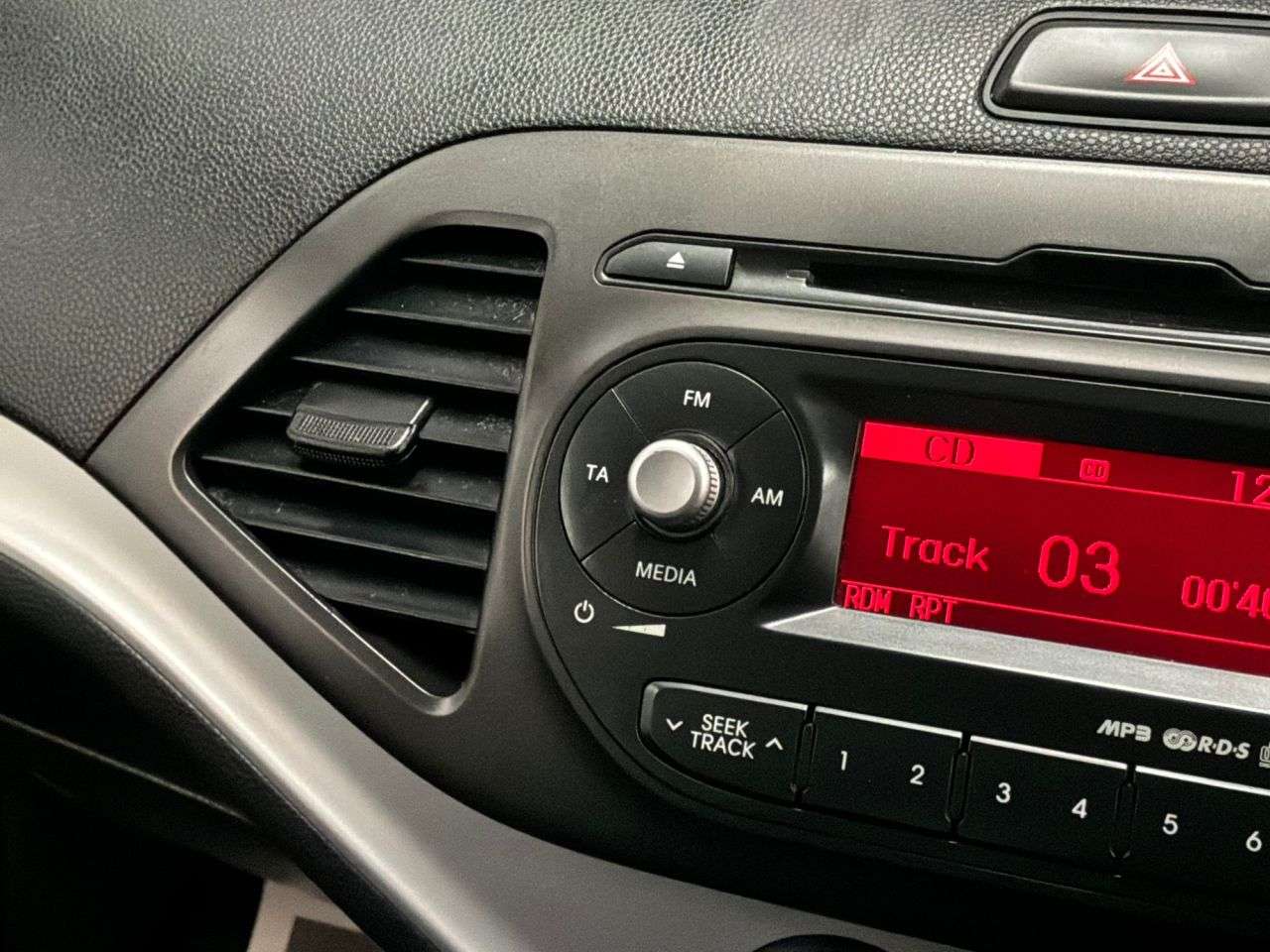 2013 KIA PICANTO 2013 KIA PICANTO