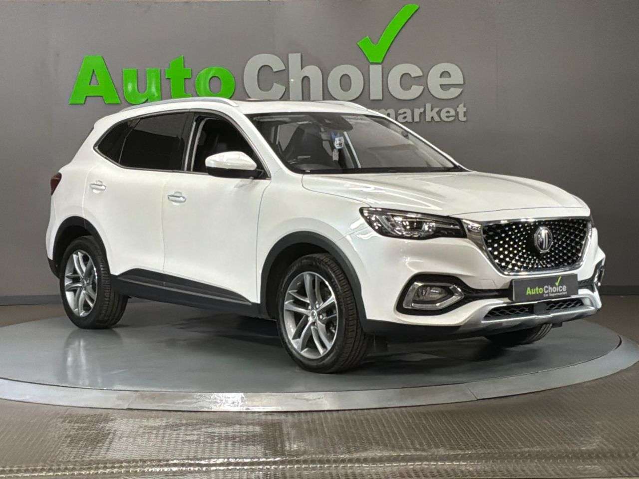 A 2022 MG MG HS 1.5 T-GDI Exclusive SUV 5dr Petrol DCT Euro 6 (s/s) (162 ps) *Amazing Finan A 2022 MG MG HS 1.5 T-GDI Exclusive SUV 5dr Petrol DCT Euro 6 (s/s) (162 ps) *Amazing Finan