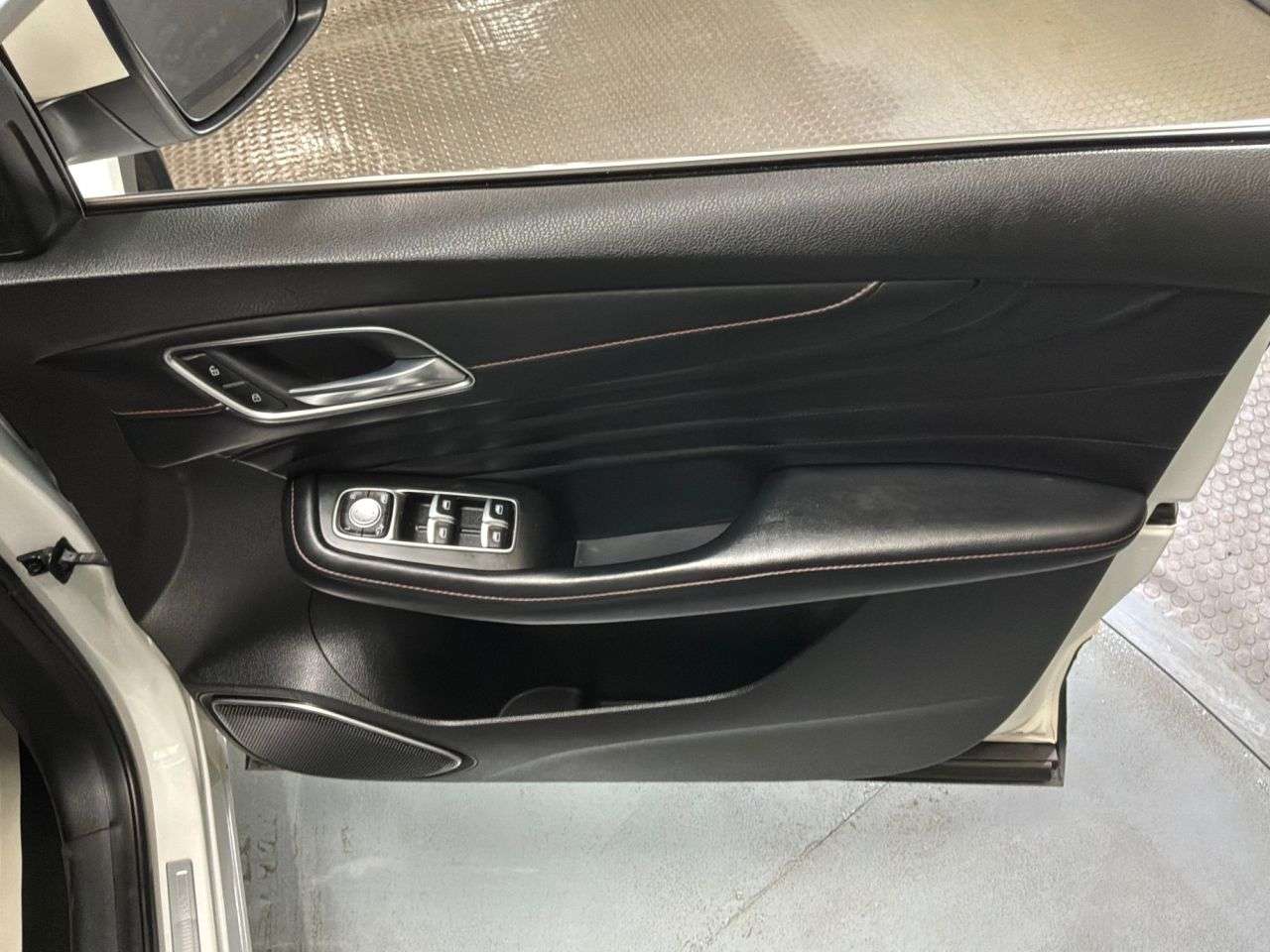 2022 MG MG HS 2022 MG MG HS