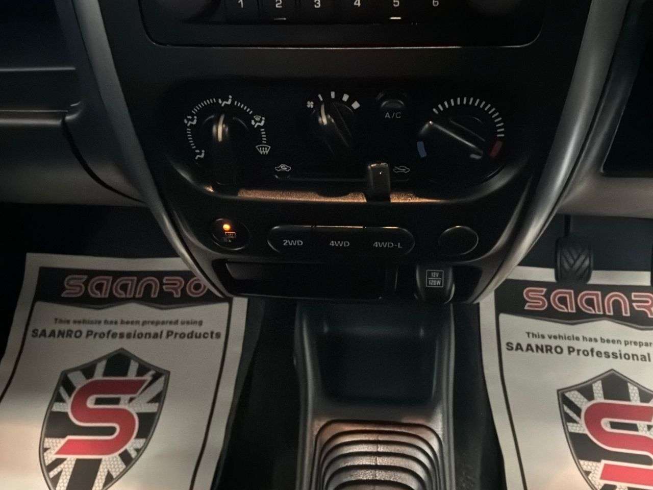 2013 SUZUKI JIMNY 2013 SUZUKI JIMNY