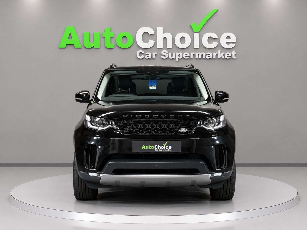 A 2018 LAND ROVER DISCOVERY 2.0 SD4 SE SUV 5dr Diesel Auto 4WD Euro 6 (s/s) (240 ps) in Blackburn Finan A 2018 LAND ROVER DISCOVERY 2.0 SD4 SE SUV 5dr Diesel Auto 4WD Euro 6 (s/s) (240 ps) in Blackburn Finan