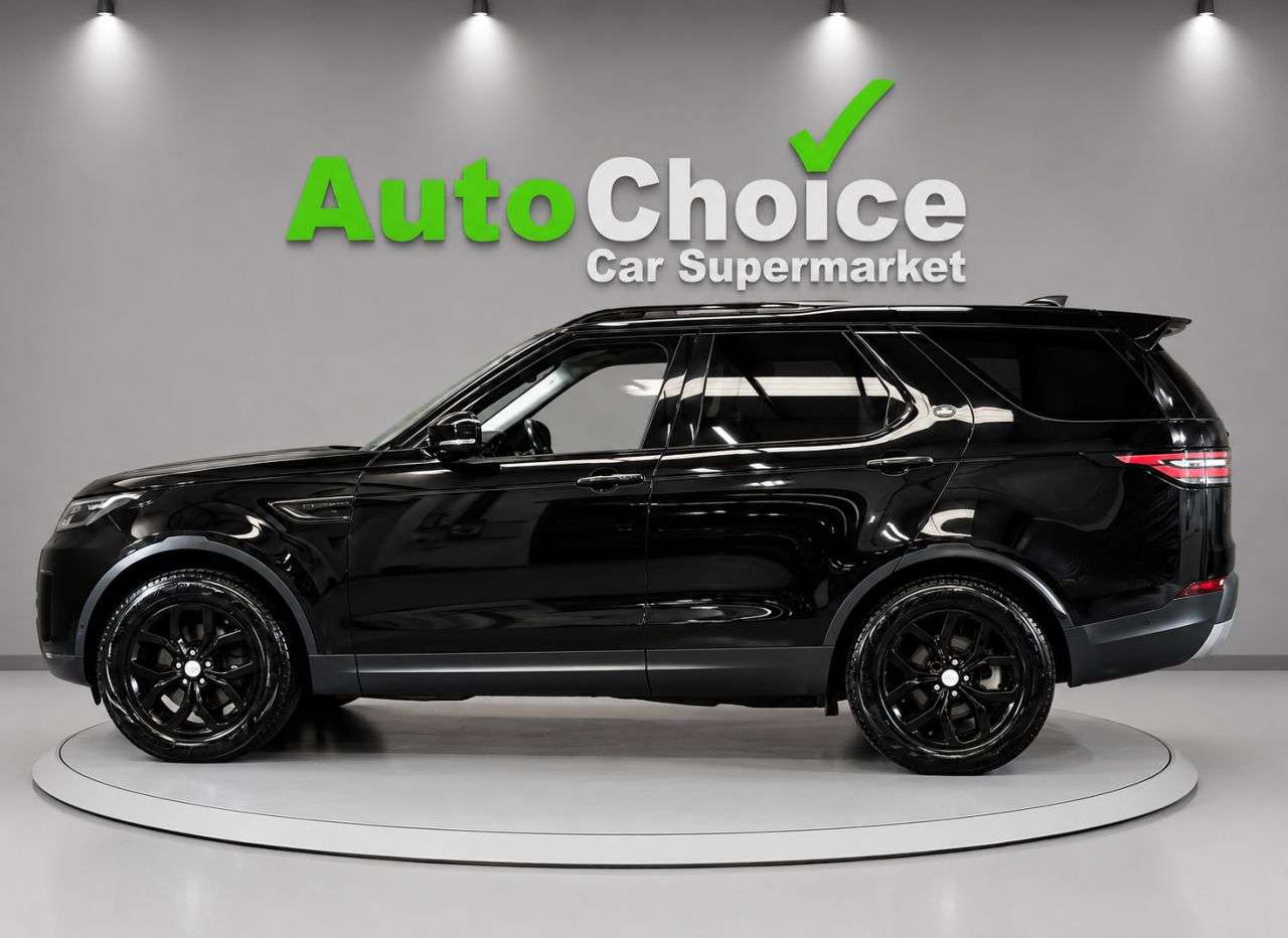 A 2018 LAND ROVER DISCOVERY 2.0 SD4 SE SUV 5dr Diesel Auto 4WD Euro 6 (s/s) (240 ps) in Blackburn Finan A 2018 LAND ROVER DISCOVERY 2.0 SD4 SE SUV 5dr Diesel Auto 4WD Euro 6 (s/s) (240 ps) in Blackburn Finan