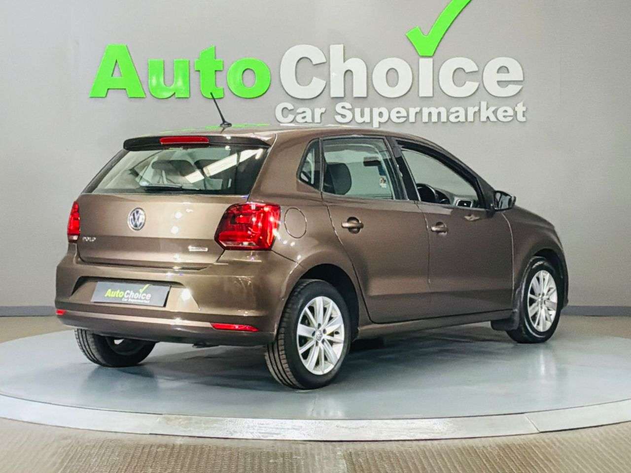 2015 VOLKSWAGEN POLO 2015 VOLKSWAGEN POLO