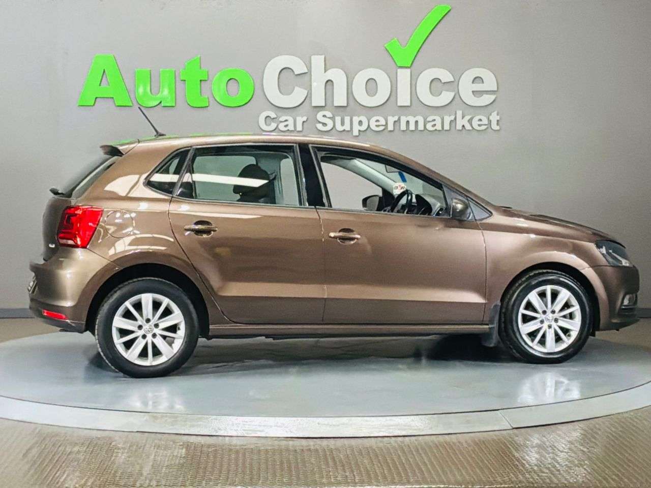 2015 VOLKSWAGEN POLO 2015 VOLKSWAGEN POLO