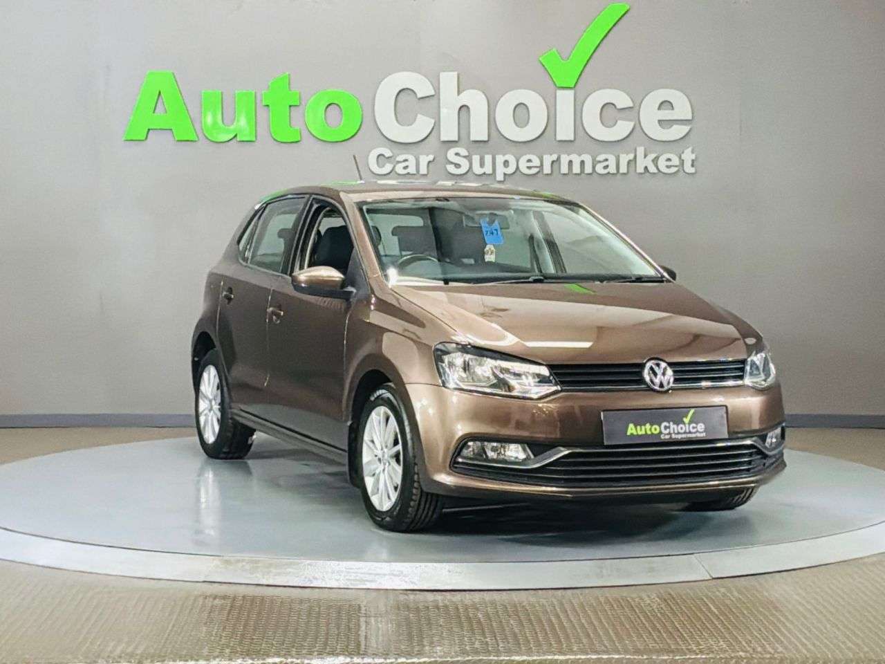 A 2015 VOLKSWAGEN POLO 1.0 BlueMotion Tech SE Hatchback 5dr Petrol Manual Euro 6 (s/s) (75 ps) *Am A 2015 VOLKSWAGEN POLO 1.0 BlueMotion Tech SE Hatchback 5dr Petrol Manual Euro 6 (s/s) (75 ps) *Am