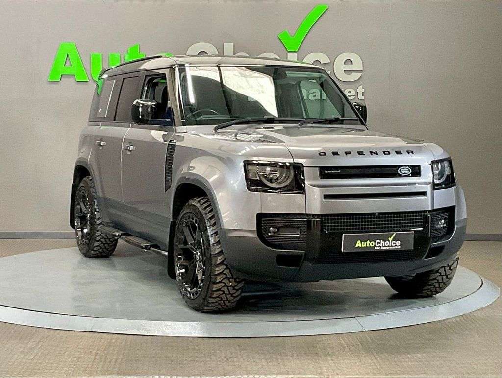 A 2020 LAND ROVER DEFENDER 2.0 SD4 SE SUV 5dr Diesel Auto 4WD Euro 6 (s/s) (240 ps) *Amazing Finance O A 2020 LAND ROVER DEFENDER 2.0 SD4 SE SUV 5dr Diesel Auto 4WD Euro 6 (s/s) (240 ps) *Amazing Finance O