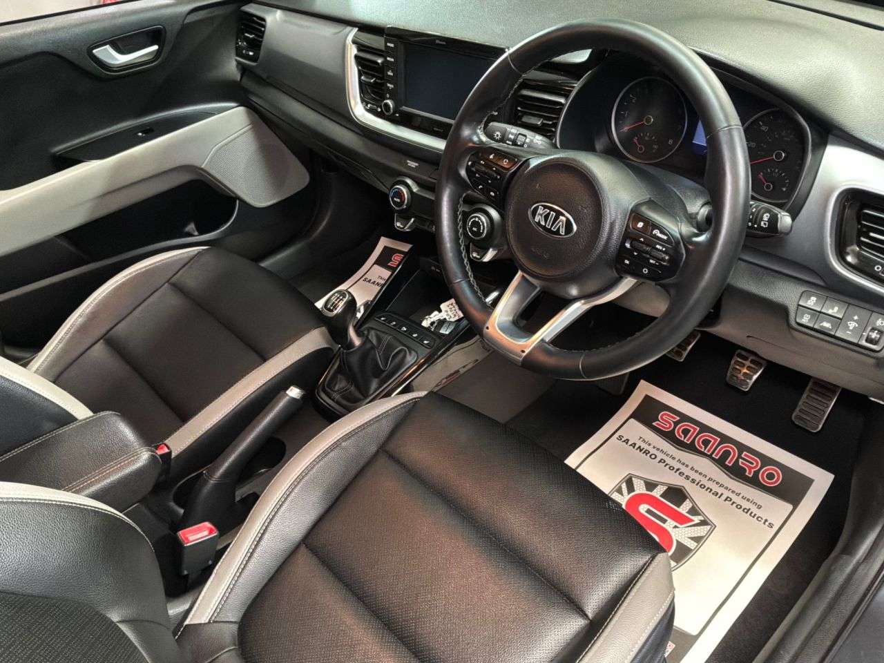 2019 KIA STONIC 2019 KIA STONIC