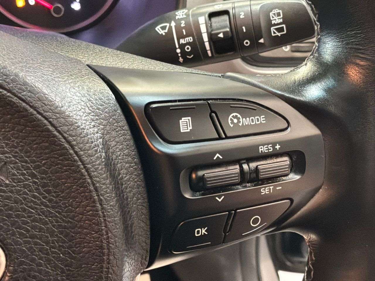 2019 KIA STONIC 2019 KIA STONIC