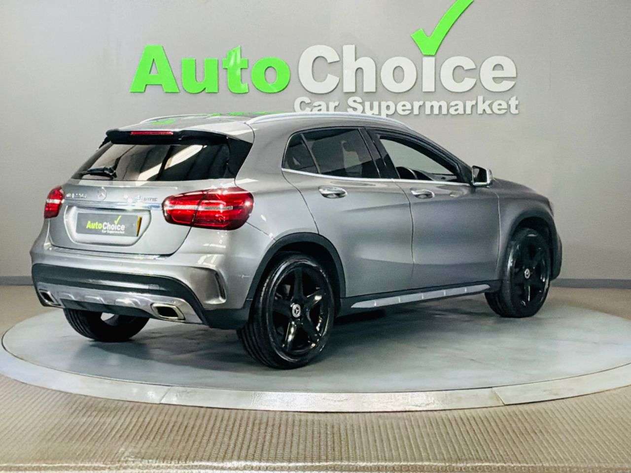 2018 MERCEDES-BENZ 180 2018 MERCEDES-BENZ 180