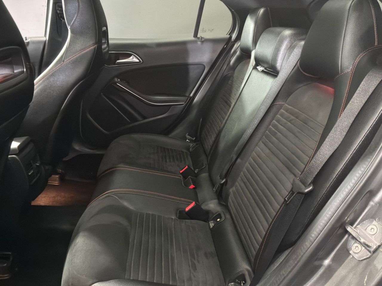 2018 MERCEDES-BENZ 180 2018 MERCEDES-BENZ 180