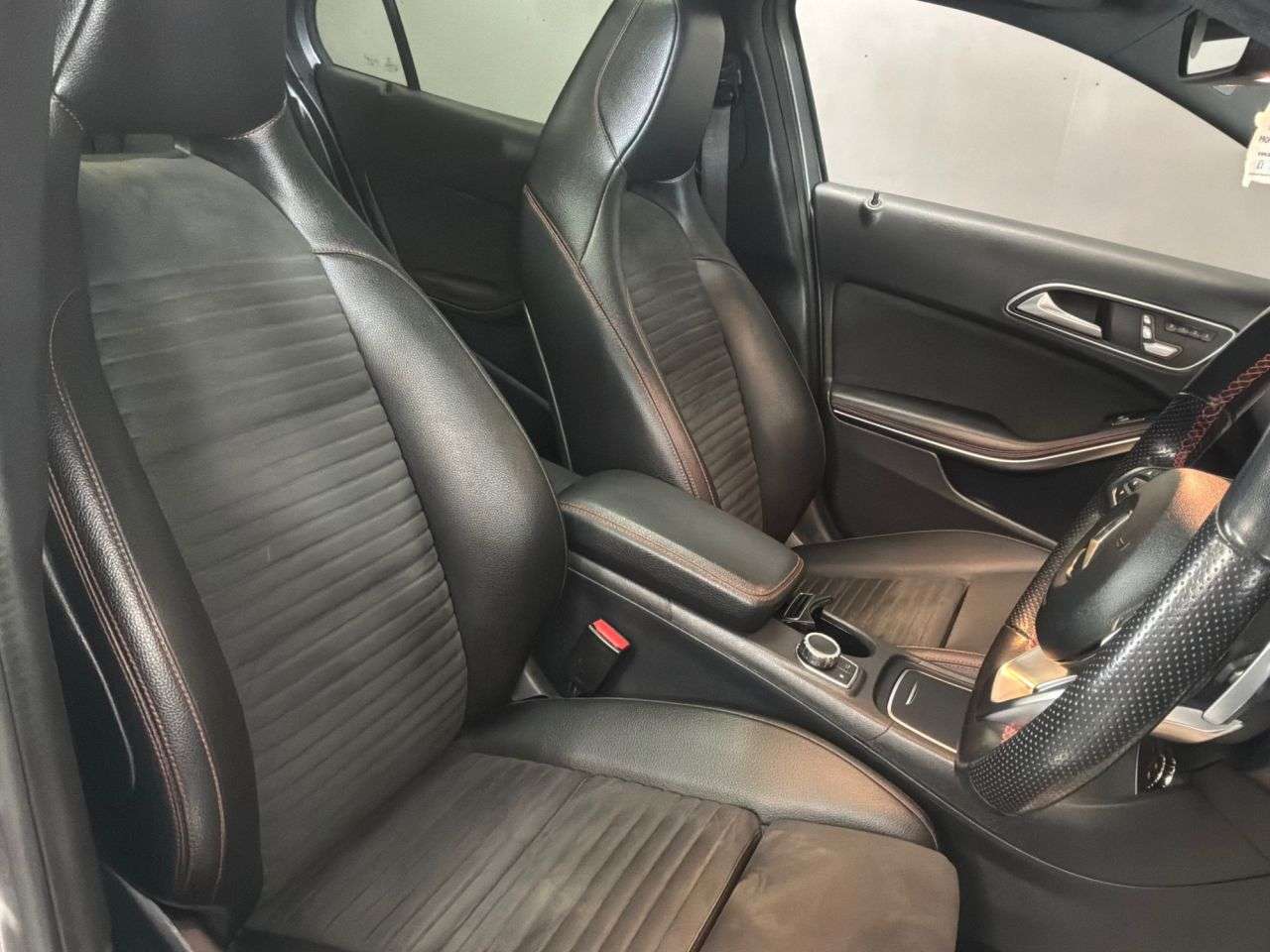 2018 MERCEDES-BENZ 180 2018 MERCEDES-BENZ 180