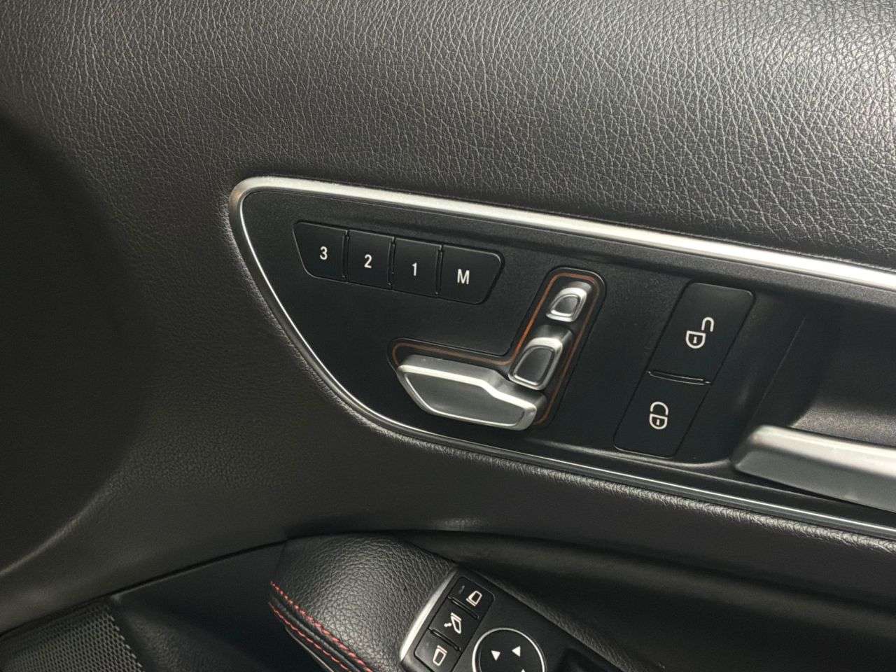 2018 MERCEDES-BENZ 180 2018 MERCEDES-BENZ 180