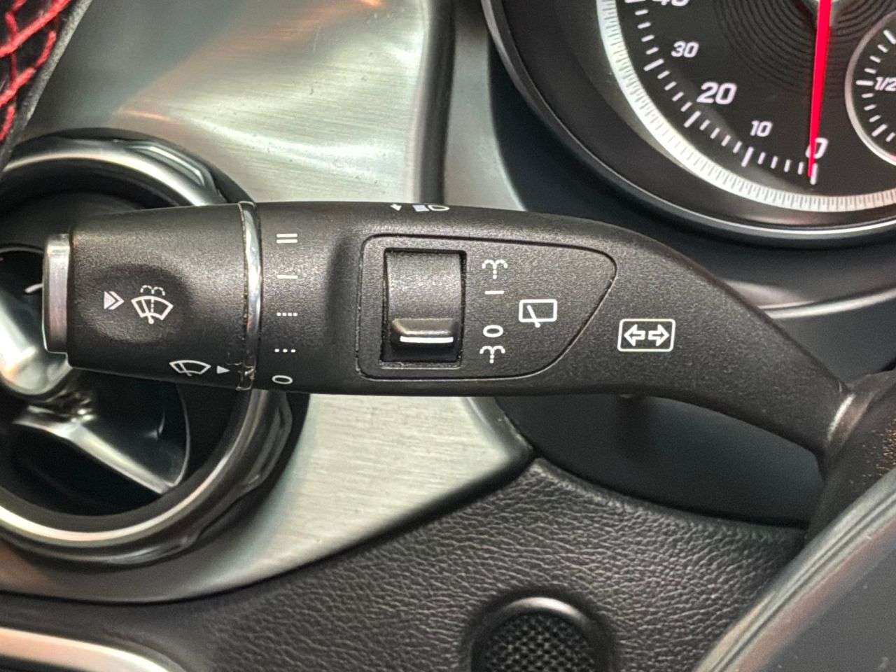2018 MERCEDES-BENZ 180 2018 MERCEDES-BENZ 180