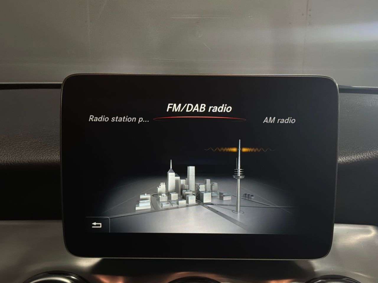 2018 MERCEDES-BENZ 180 2018 MERCEDES-BENZ 180