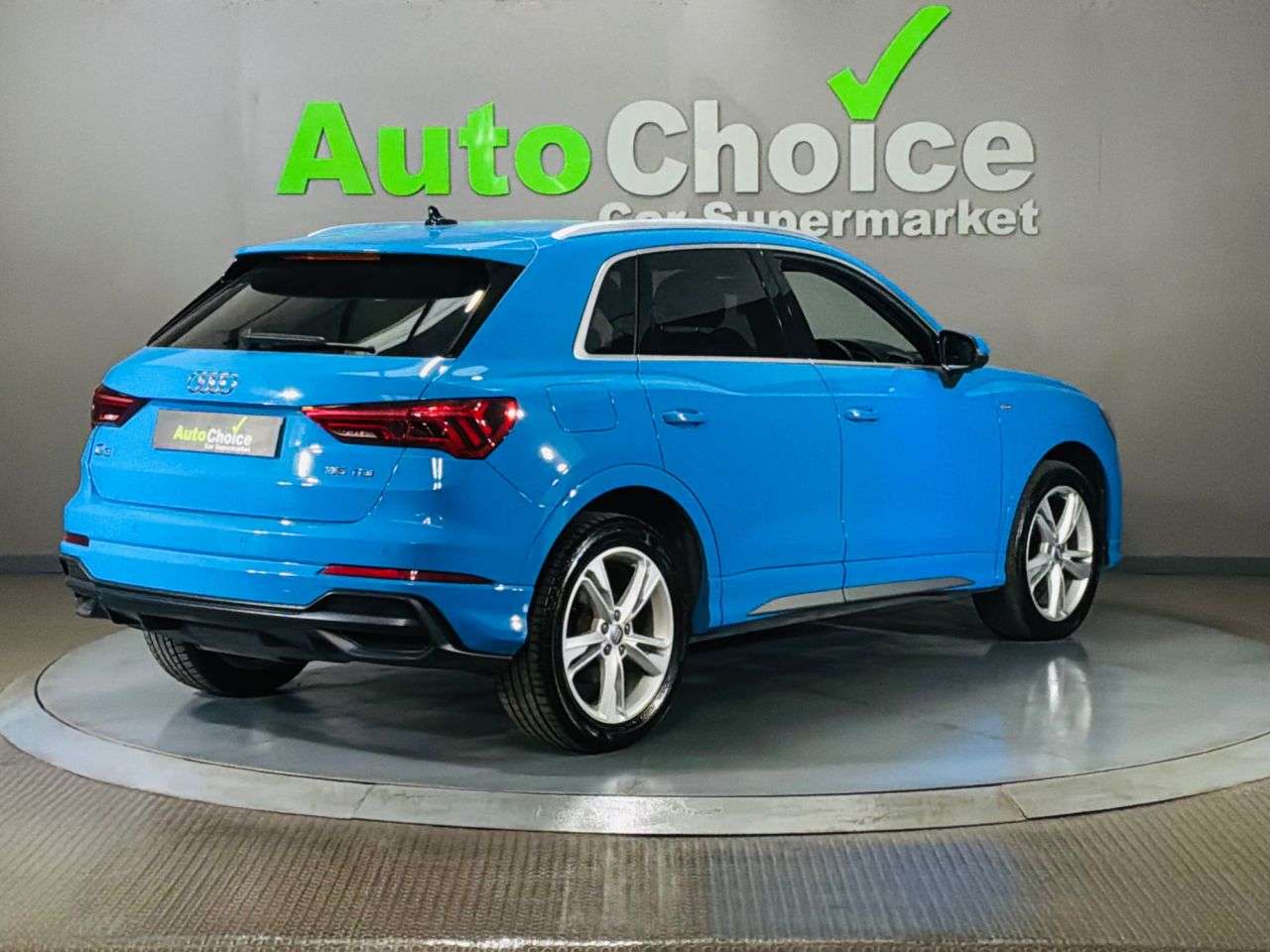 2020 AUDI Q3 2020 AUDI Q3