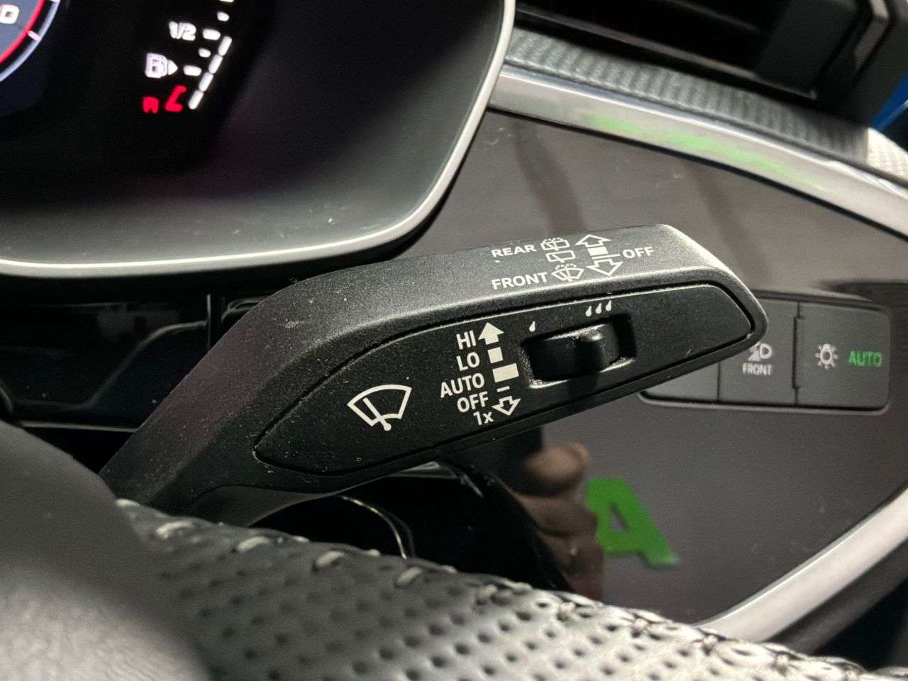 2020 AUDI Q3 2020 AUDI Q3