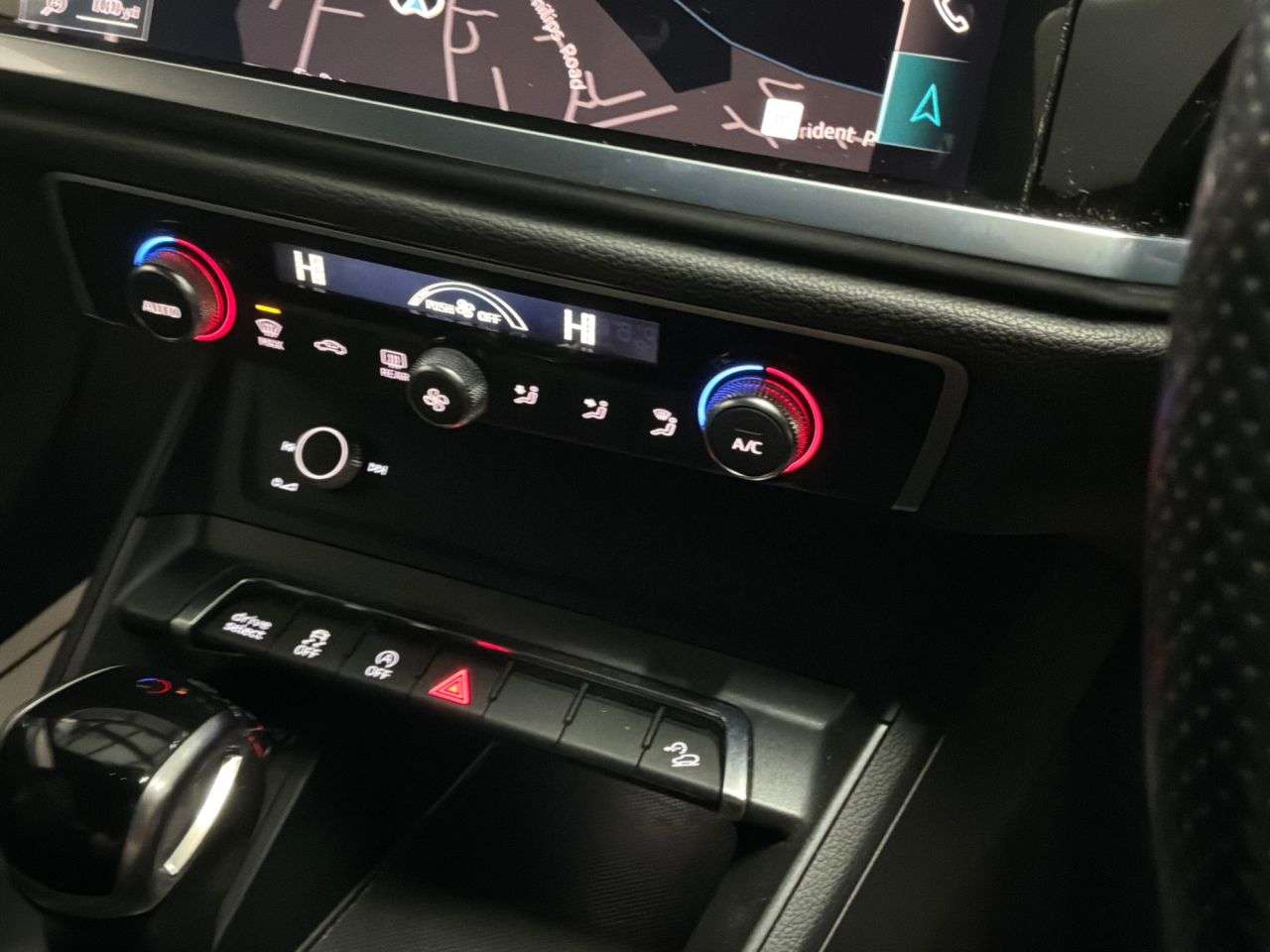 2020 AUDI Q3 2020 AUDI Q3