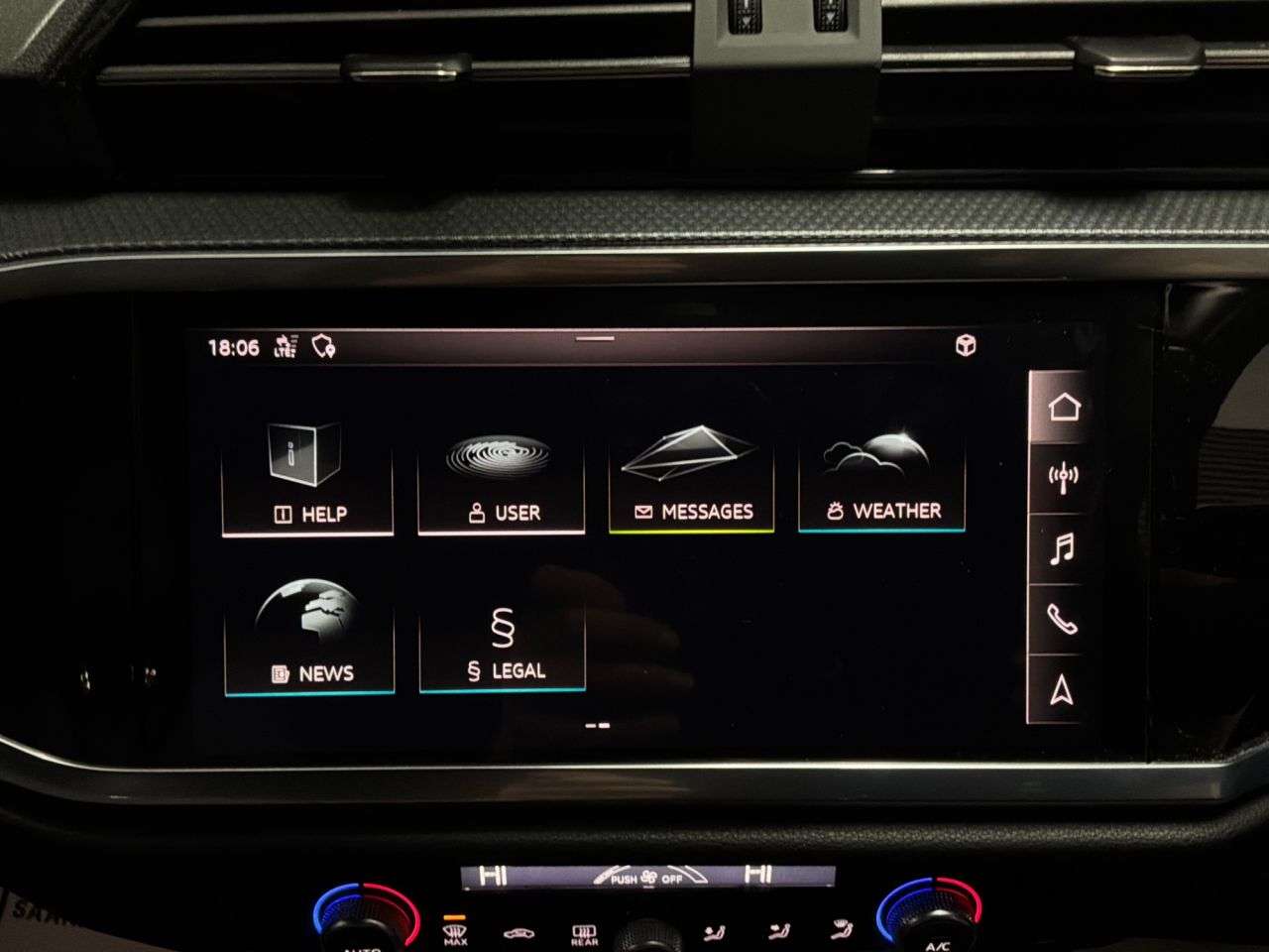 2020 AUDI Q3 2020 AUDI Q3